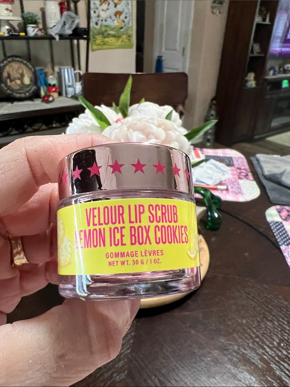 Jeffree Star Velour Lip Scrub - Lemon